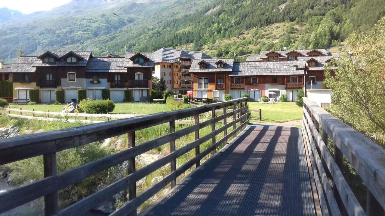 Appartement 24 Les Chalets Du Jardin Alpin La Salle-les-Alpes Buitenkant foto